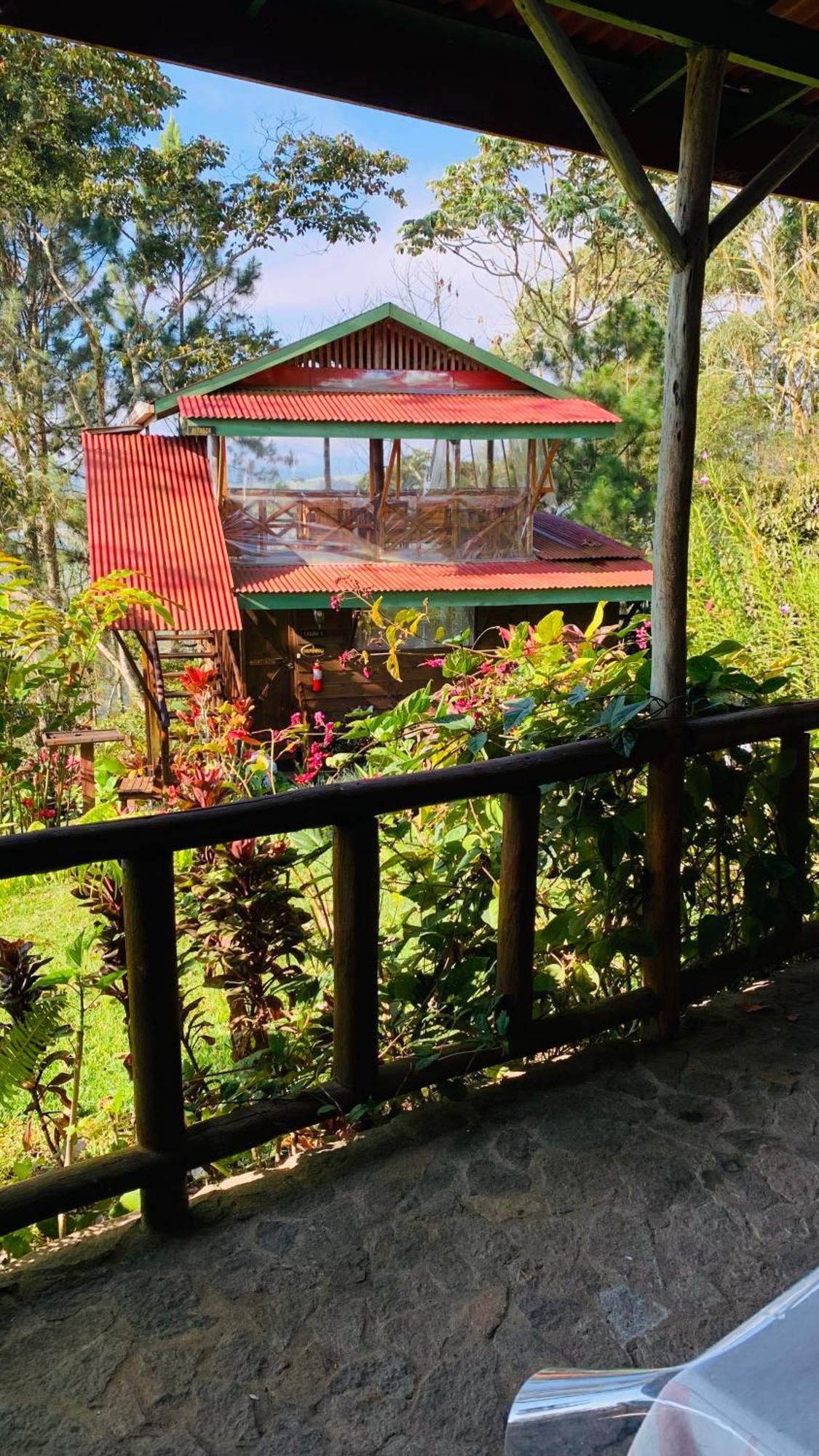 Vista Turrialba Lodge Exterior photo